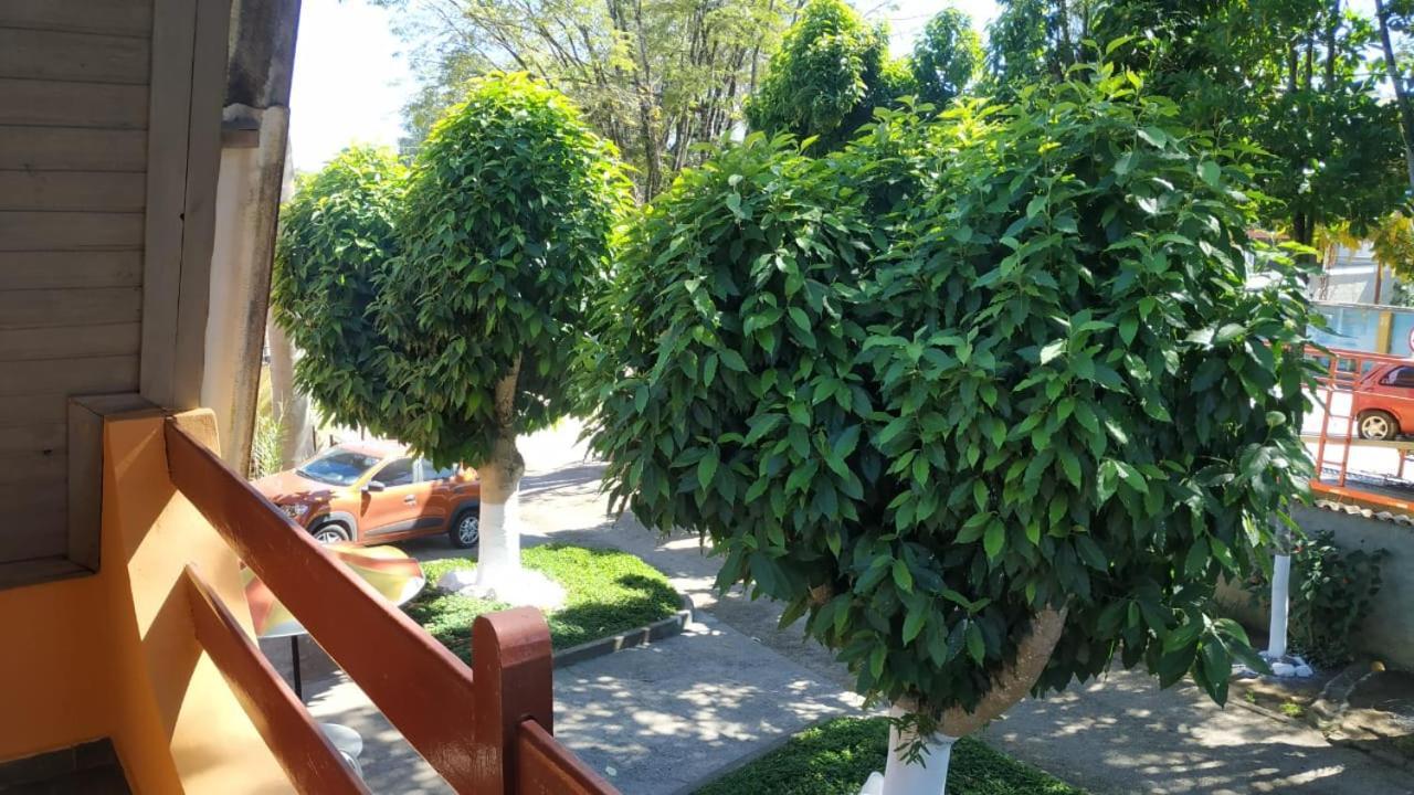 פואוזו אלטו Pousada O Caipira מראה חיצוני תמונה